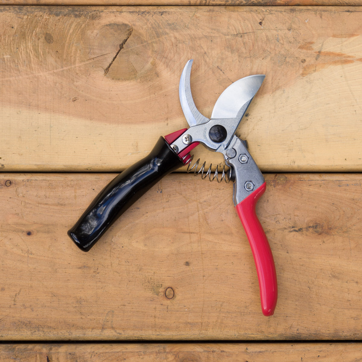 ARS Heavy Duty 8" Hand Pruner - Rotating handle (VS8XR)