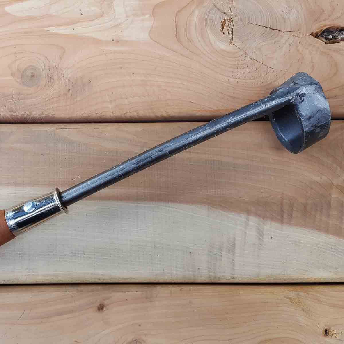 This is the short handled version.