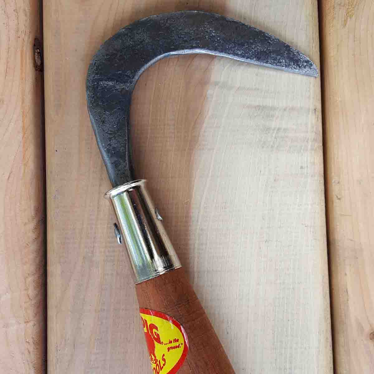 Close-up of the crevice weeder.