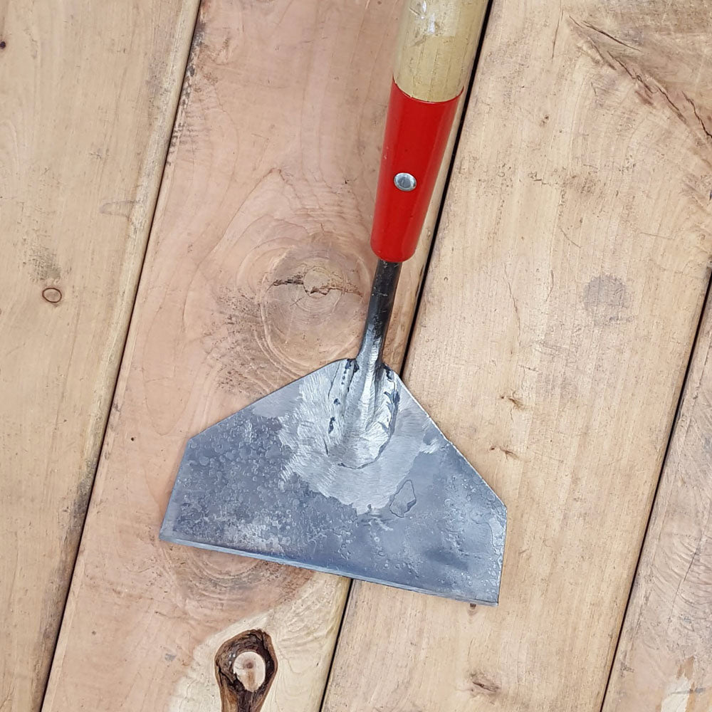 The narrower hoes have one shank attached at the center, rather than the one at either side.