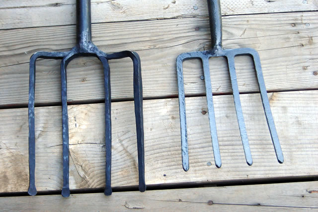 Forged Spading Fork - 5 Tines, Flattened