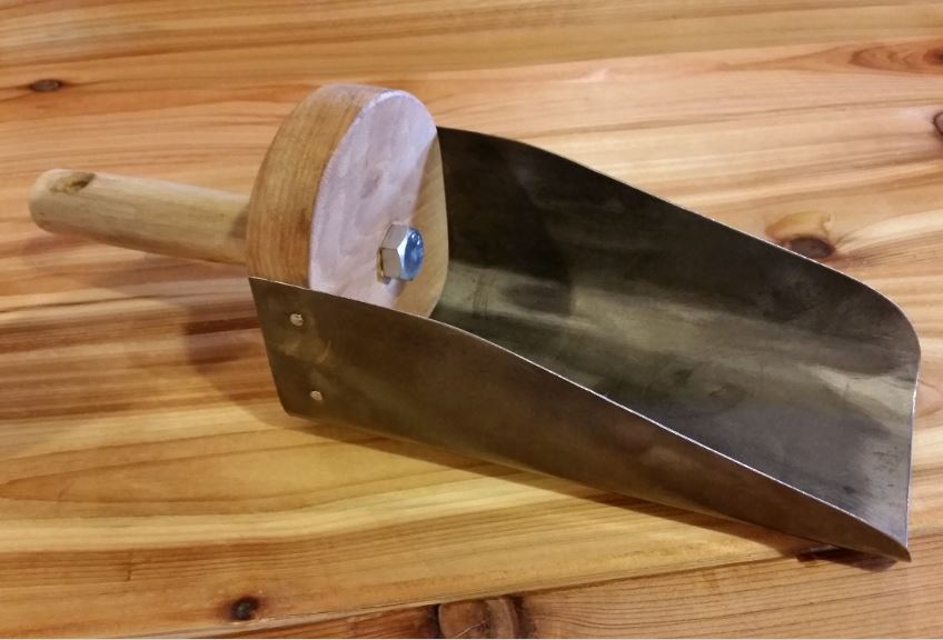 Galvanized Potting Bench Scoop