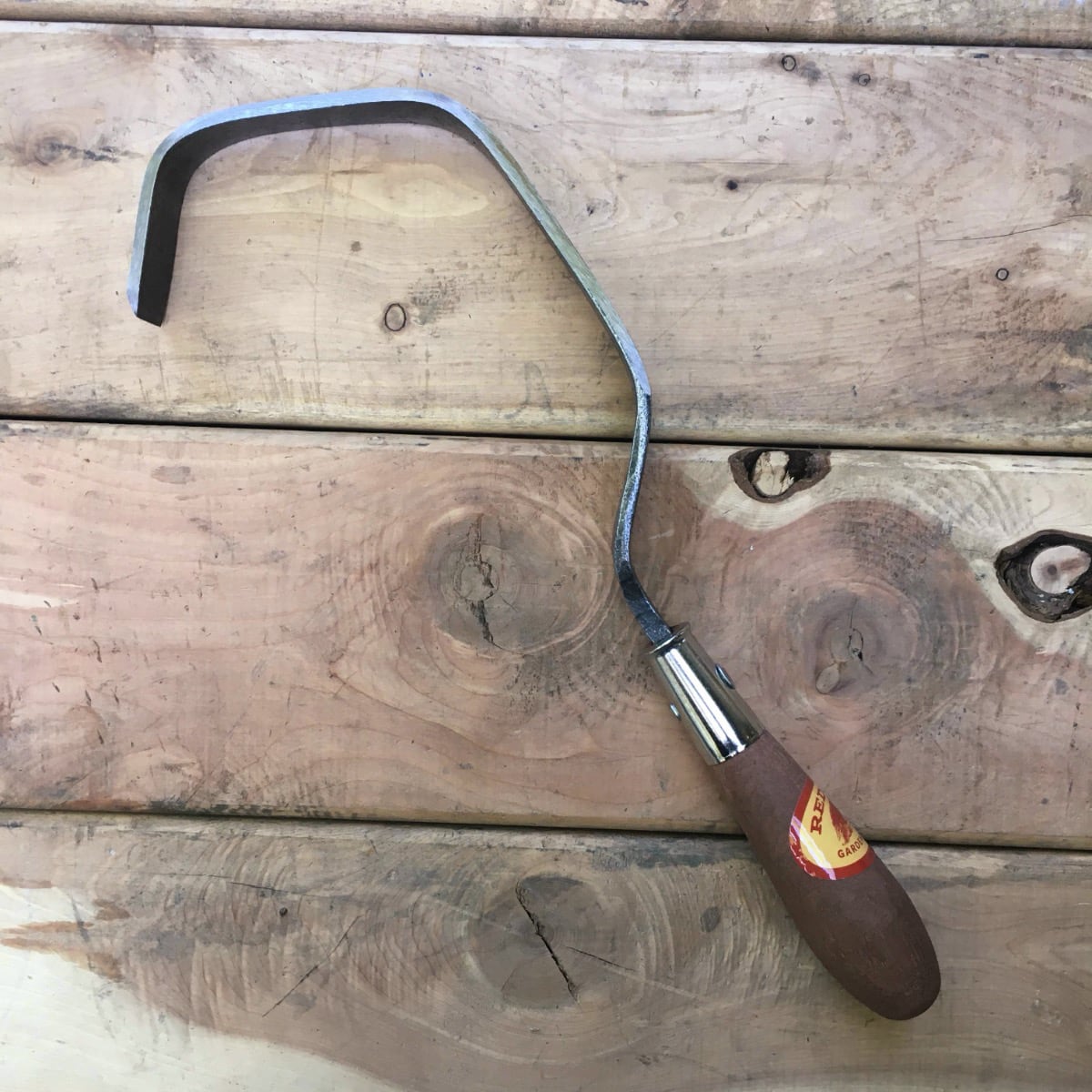 A hazeltine is a hot bed weeder originally for keeping your hands out of manure. Its a great, undervalued weeder in tight plantings.