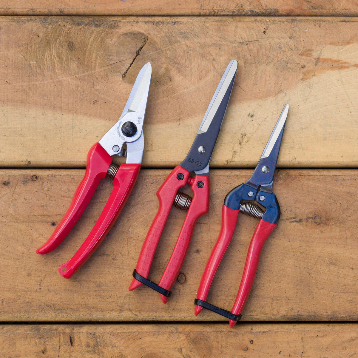 ARS 7" Multi-Purpose Shear- straight blade (140D)