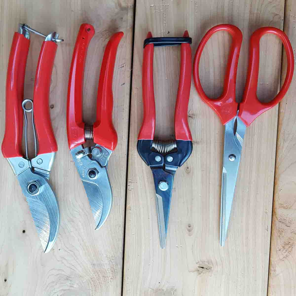 ARS Heavy Duty Drop-Forged Hand Pruner (120S8)