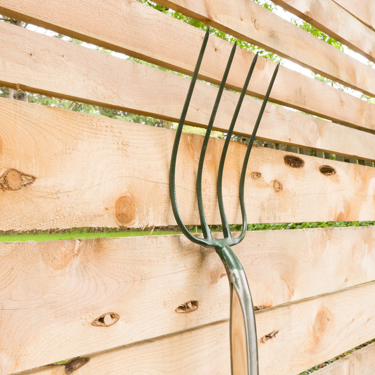 4-Tine Strapped Manure Fork (Bulldog)