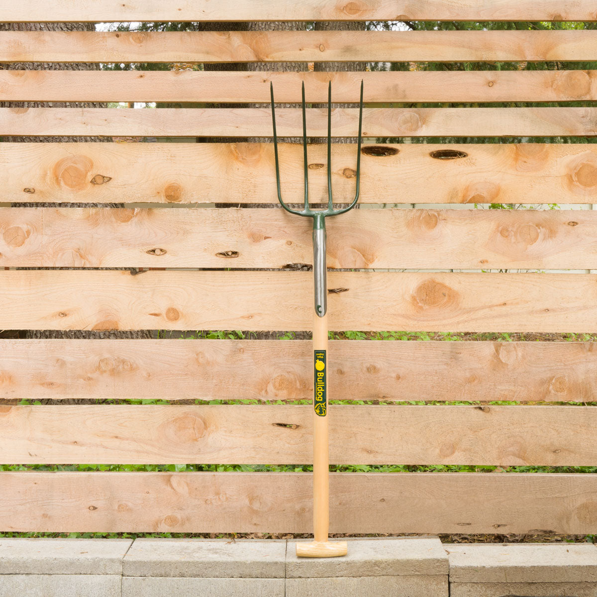 4-Tine Strapped Manure Fork (Bulldog)