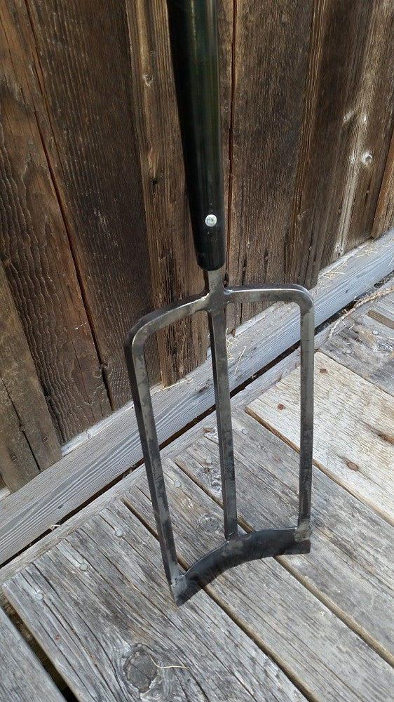 Clay Spade