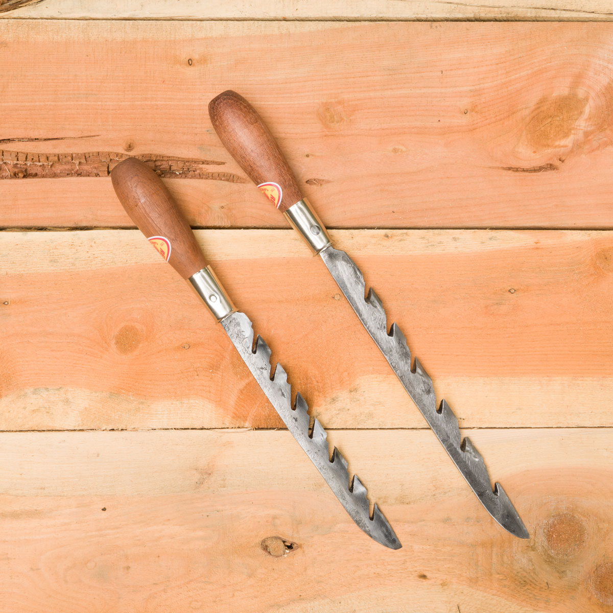 Choose between Regular (shorter) and Long blade shown.